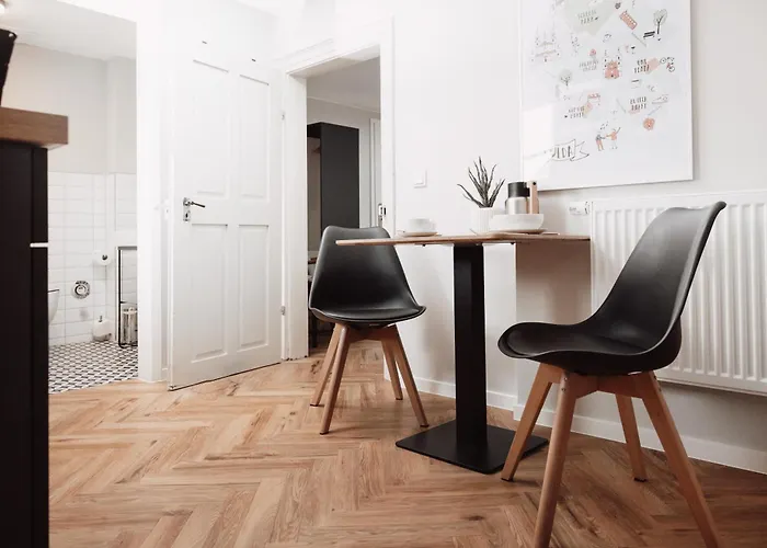 Dom Apartment II - Modern & Zentral Mit Kostenfreiem Parkplatz
